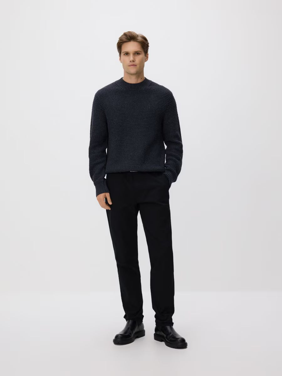 MEN`S SWEATER
